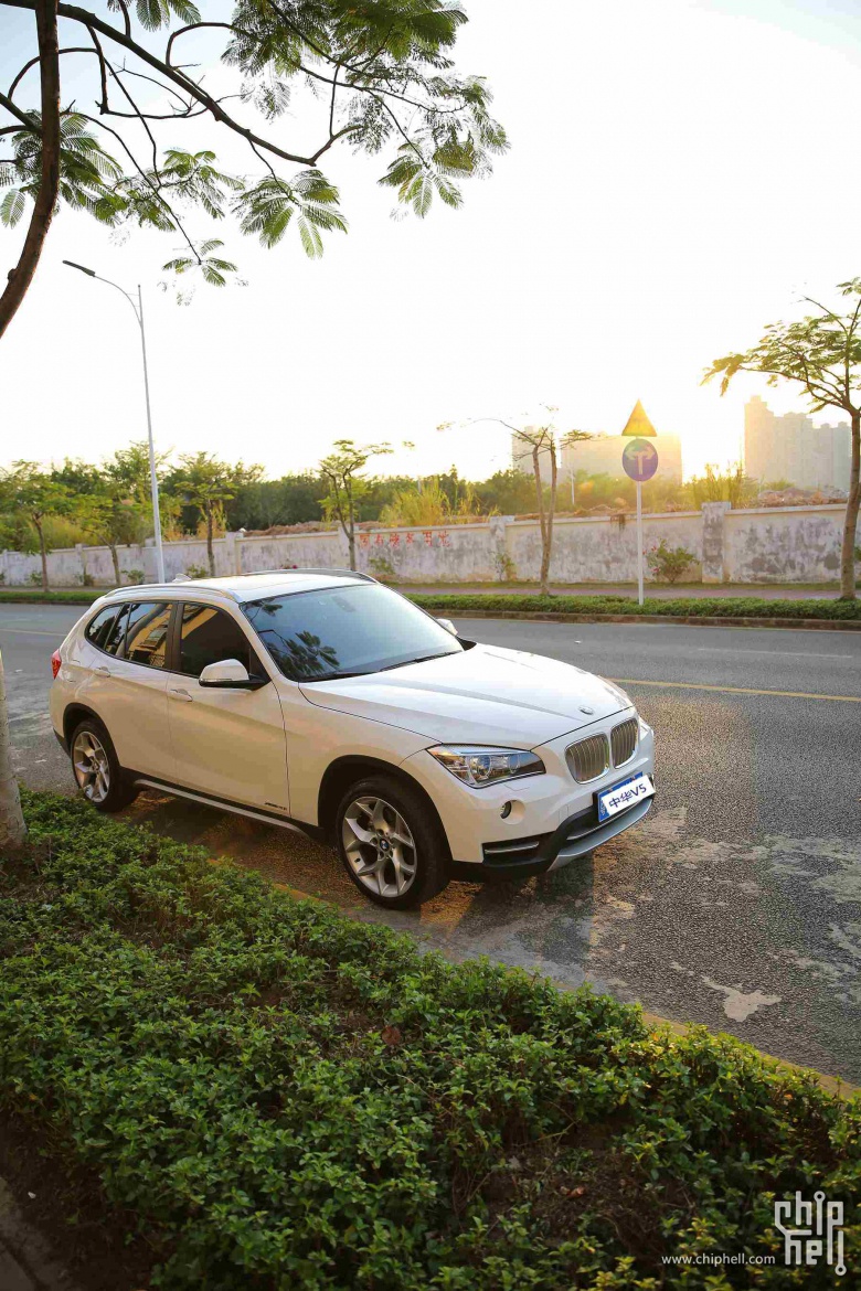 bmw宝马x1xdrive四驱x20i