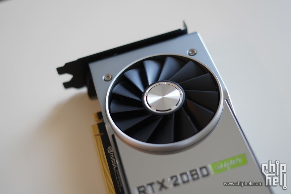 给你们看个小可爱 公版nvidia rtx 2080 super