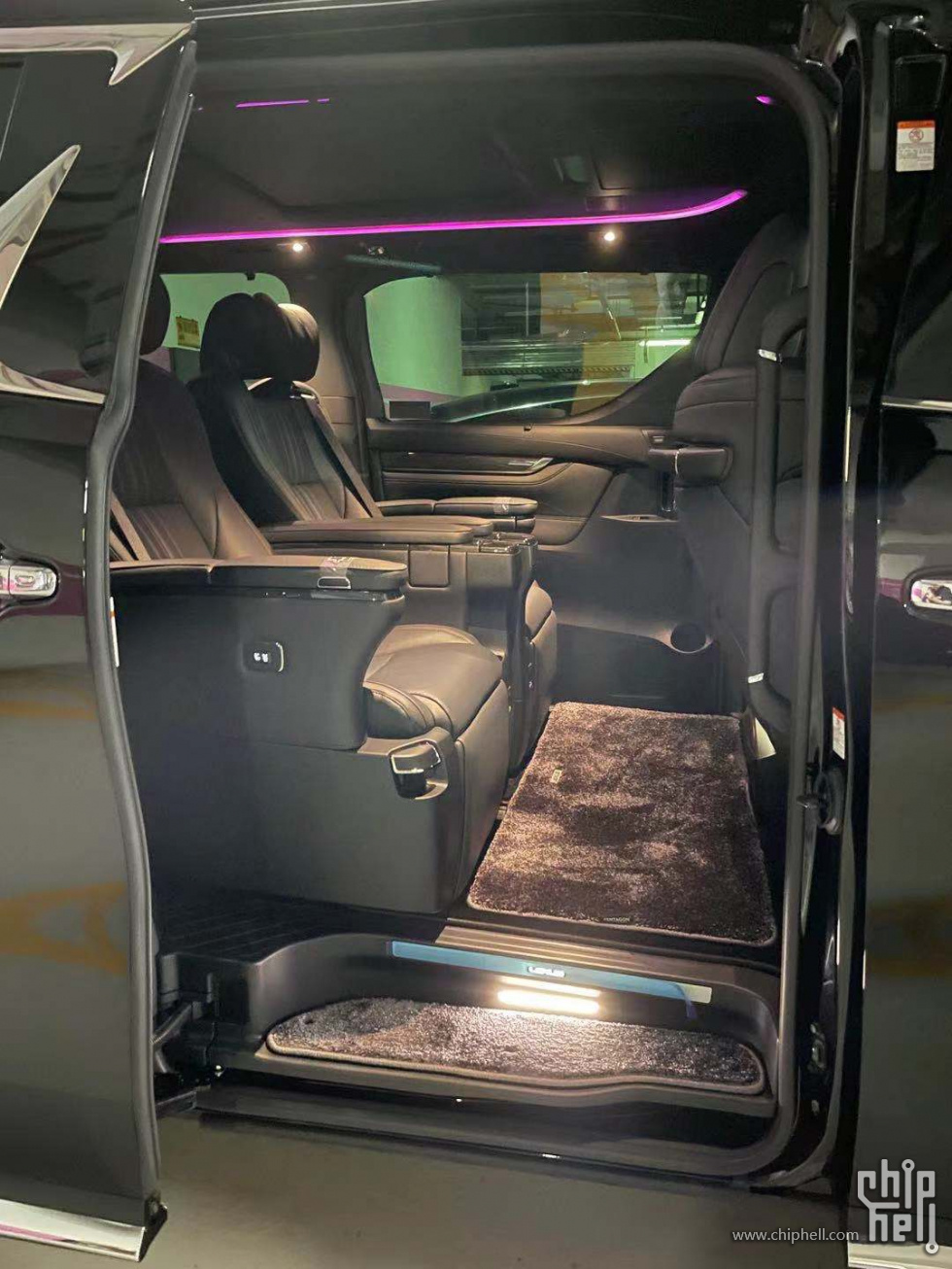 奶爸车的天花板雷尔法lexuslm300h提车简单小记