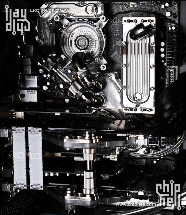 23523912ay5sqrqla552r1[1].jpg
