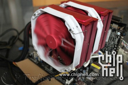 耳目一新的配色 Phanteks散热器新装