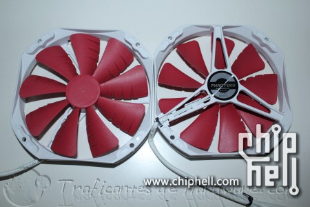 耳目一新的配色 Phanteks散热器新装