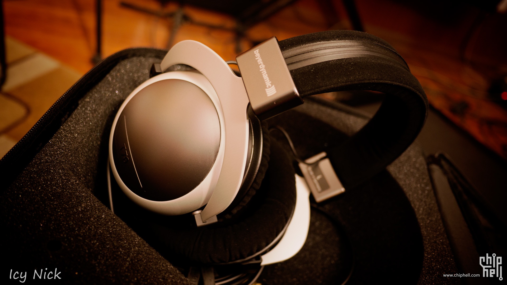 收到女王的给力生日礼物拜亚动力t70开心ing自曝一个