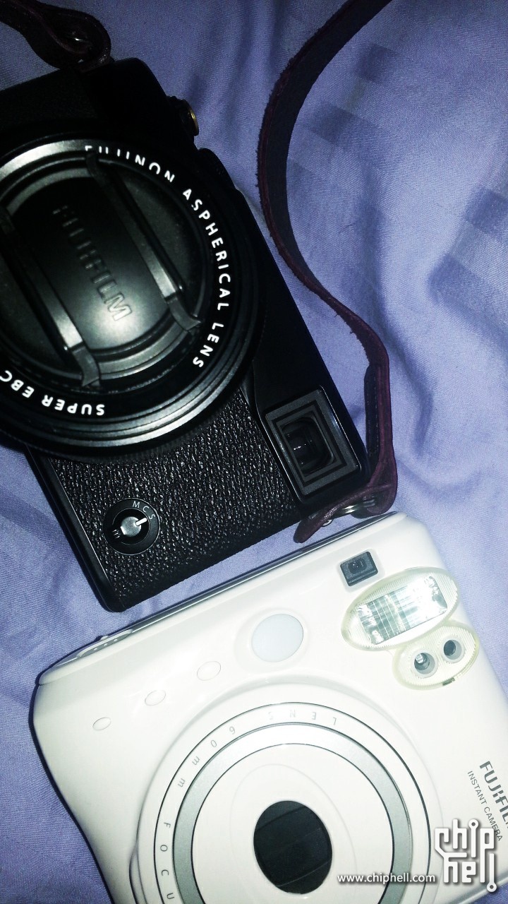 富士拍立得instax mini50s钢琴白开箱