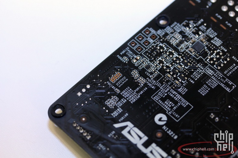 ASUS780DCIIOC-37.jpg