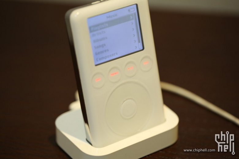 紧跟怀旧脚步——第三代apple ipod 20g