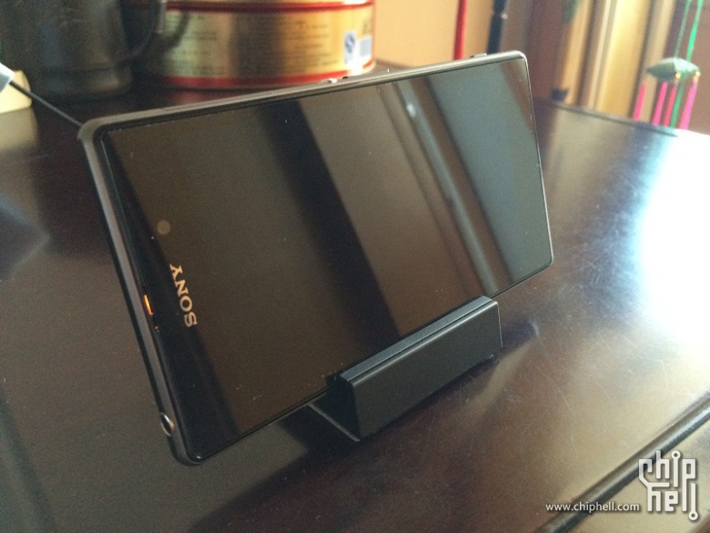 日版索尼Z1(SOL23)三网通用-开箱+随性小测 -