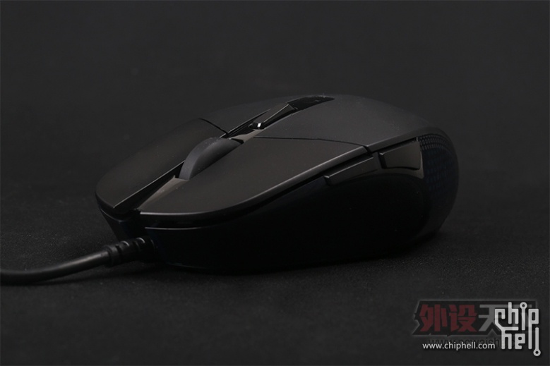 罗技G302游戏鼠标开箱高清无码大图欣赏