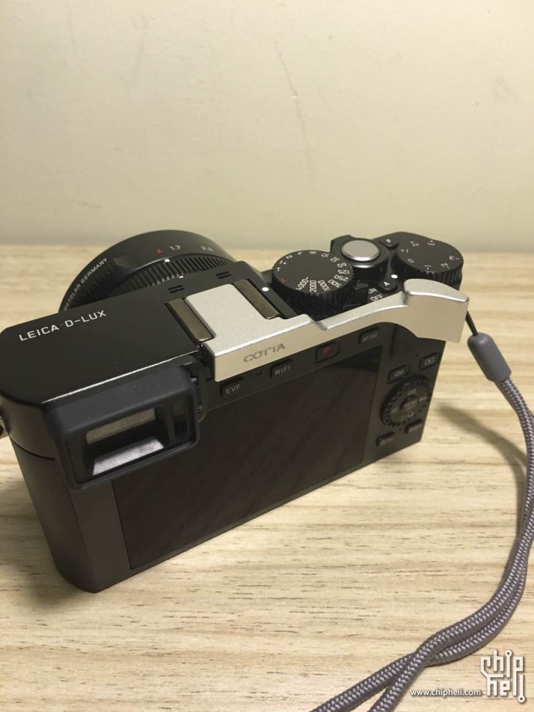 谢谢大家的建议,已下单徕卡typ109国行,配件需要买些什么