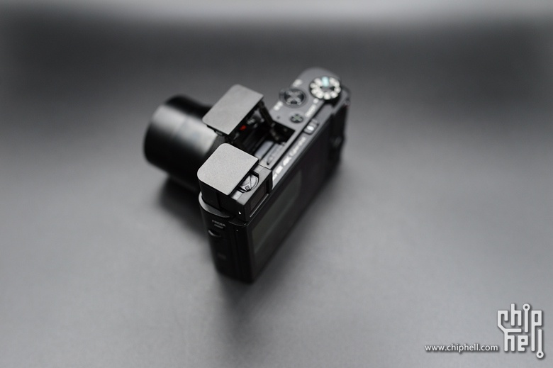 扫街の加特林--索尼黑卡RX100M5开箱&评测