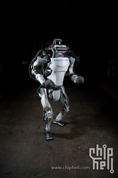 旋转,跳跃,后空翻:波士顿动力atlas人形机器人学会新技能