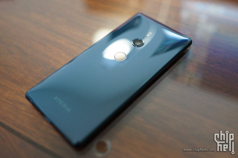 XPERIA XZ2--史上最丑索移产品初评