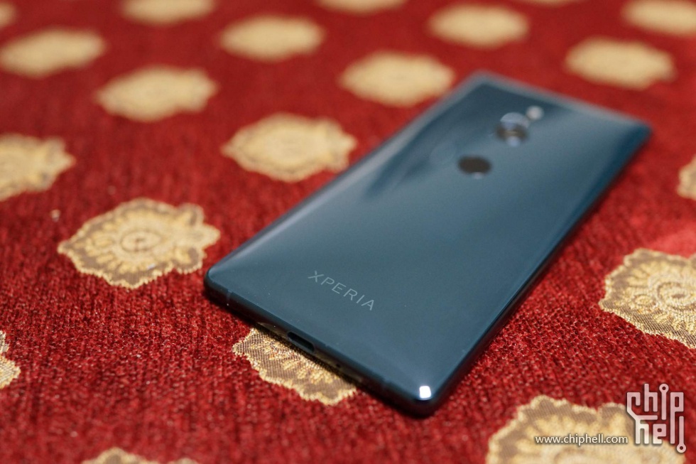 XPERIA XZ2--史上最丑索移产品初评