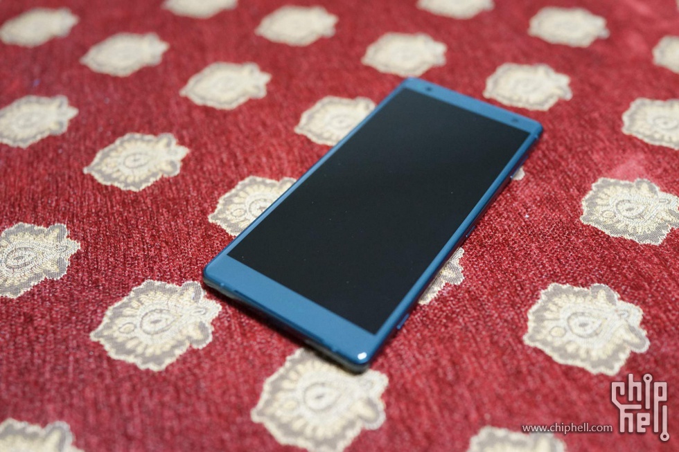 XPERIA XZ2--史上最丑索移产品初评