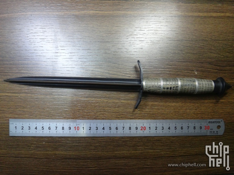 这种就不多介绍了,因我军的56式三棱刺刀而闻名,杀伤力极大,伤口不易