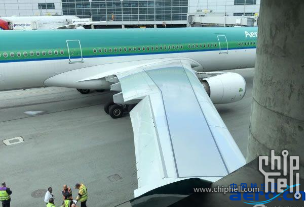 航空业日常,爱尔兰一客机落地美国机场后机翼