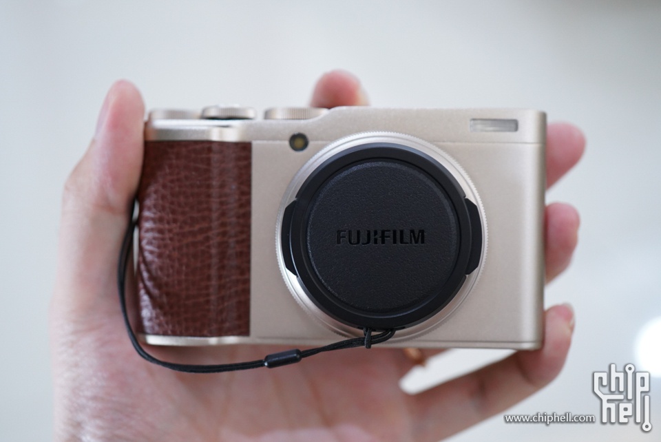 Travel Camera Review The 500 Fuji Xf10 Vs My 1000 Iphone X