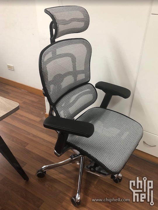 chair1.jpeg