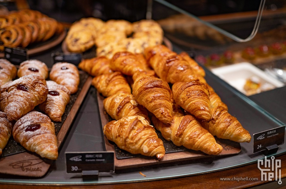 上海星巴克臻选烘焙工坊咖啡甜品小姐姐