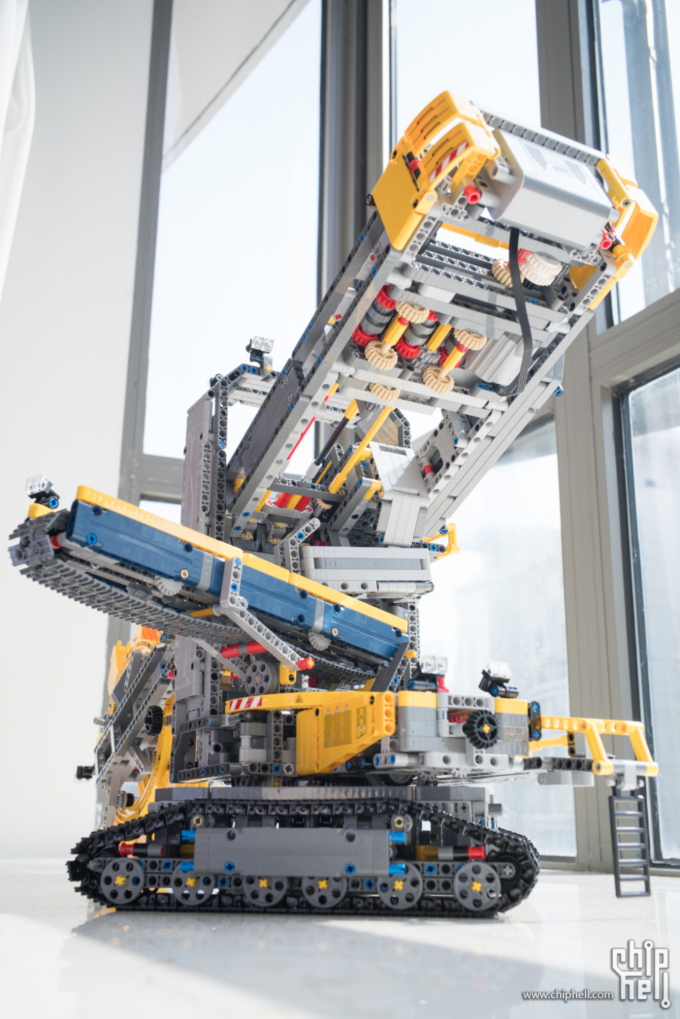 巨兽贺新年lego科技旗舰42055斗轮式挖掘机