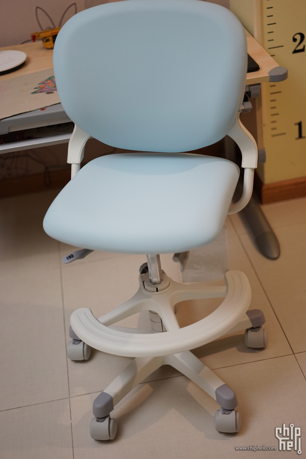 拥有自己的书桌和椅子,开箱okamura techno kids chair stella - 旧帖