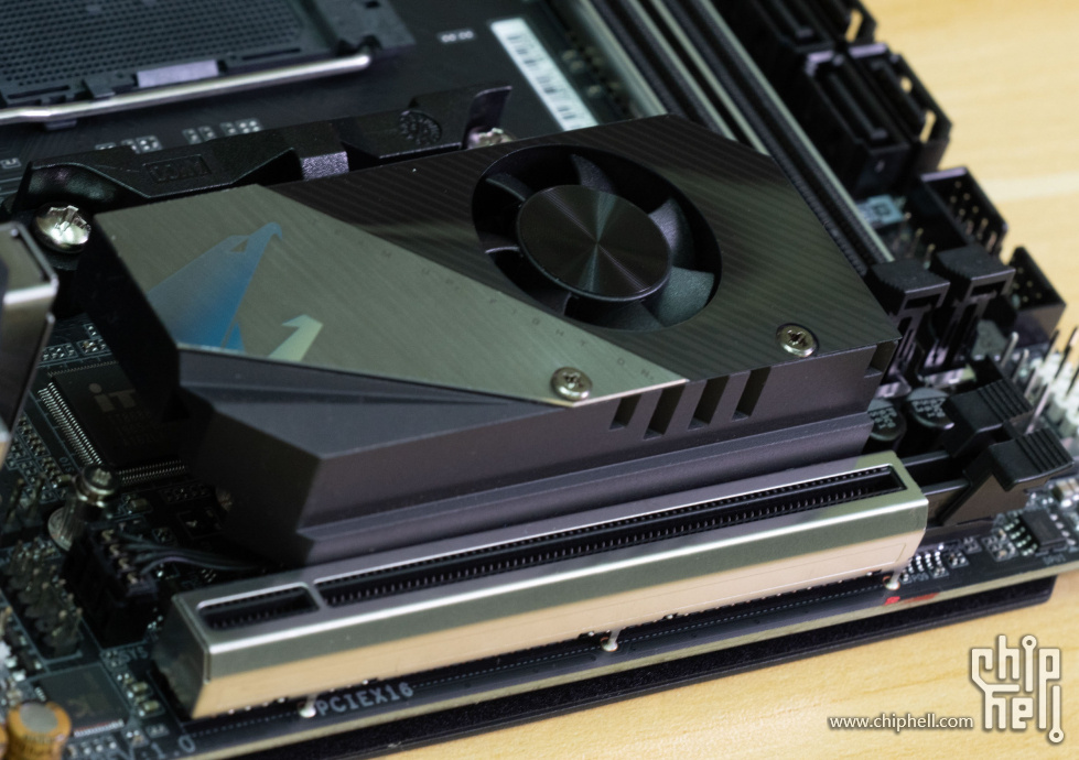 技嘉x570iaorusprowifi已上架难道是全网第一