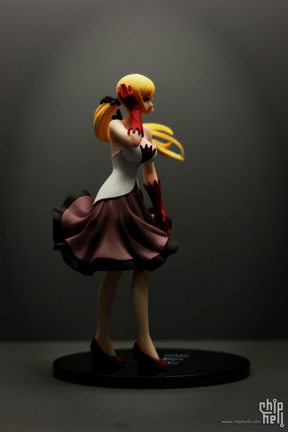 物语手办-忍野忍