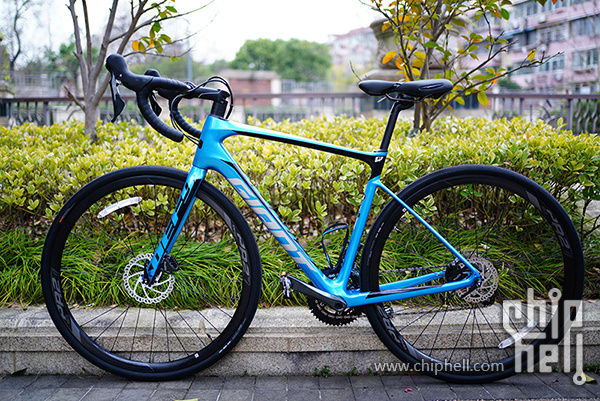 giantdefyadv32020入坑公路