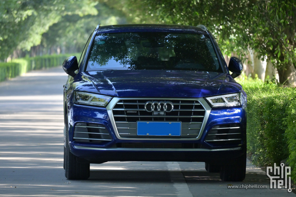 我的蓝天白云梦奥迪q5l探索蓝开箱