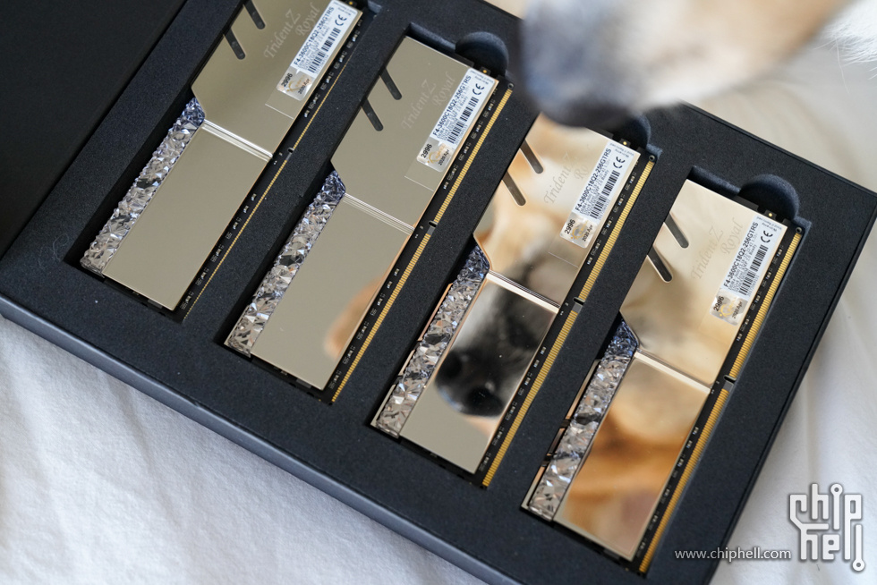 毕业条芝奇皇家戟3600c18256gb套装