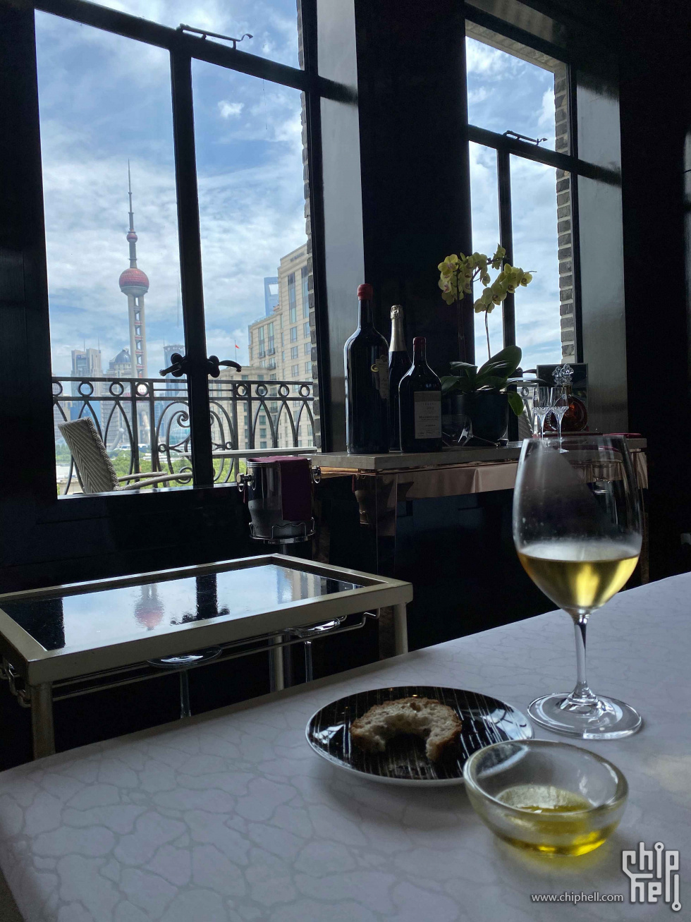 上海一城两餐四颗星805bombana卢布松美食坊