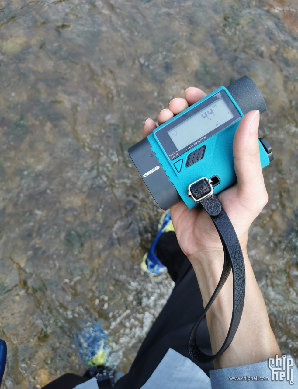 论坛首开 迈测(mileseey)pf3s 望远镜激光测距仪伪开箱