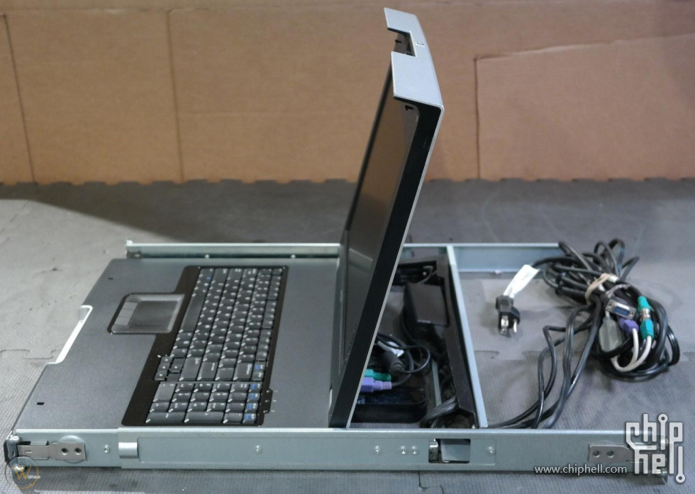 HP TFT7600 RKM tft rackmount console lcd screen.jpg