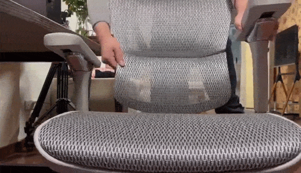 腰枕 完成.gif