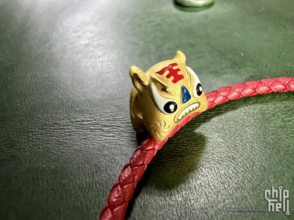萌虎闹新春.jpg