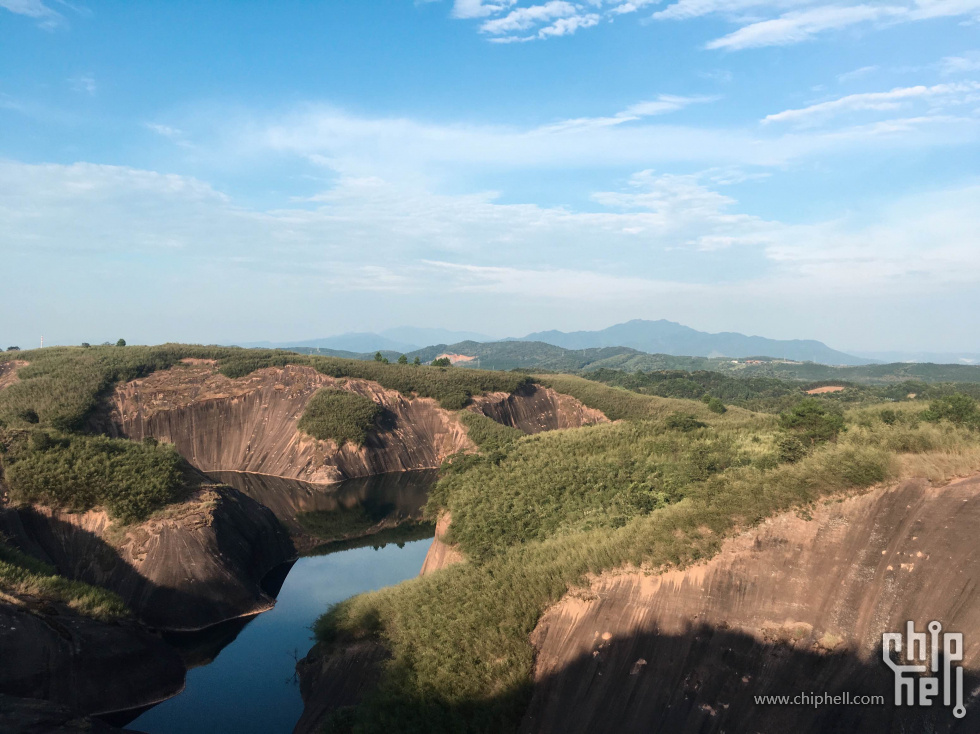 高崎岭风景区，当时去的时候还是属于未开发的景区，典型的喀斯特地貌特征。估计现在应该完善好多了。 ...