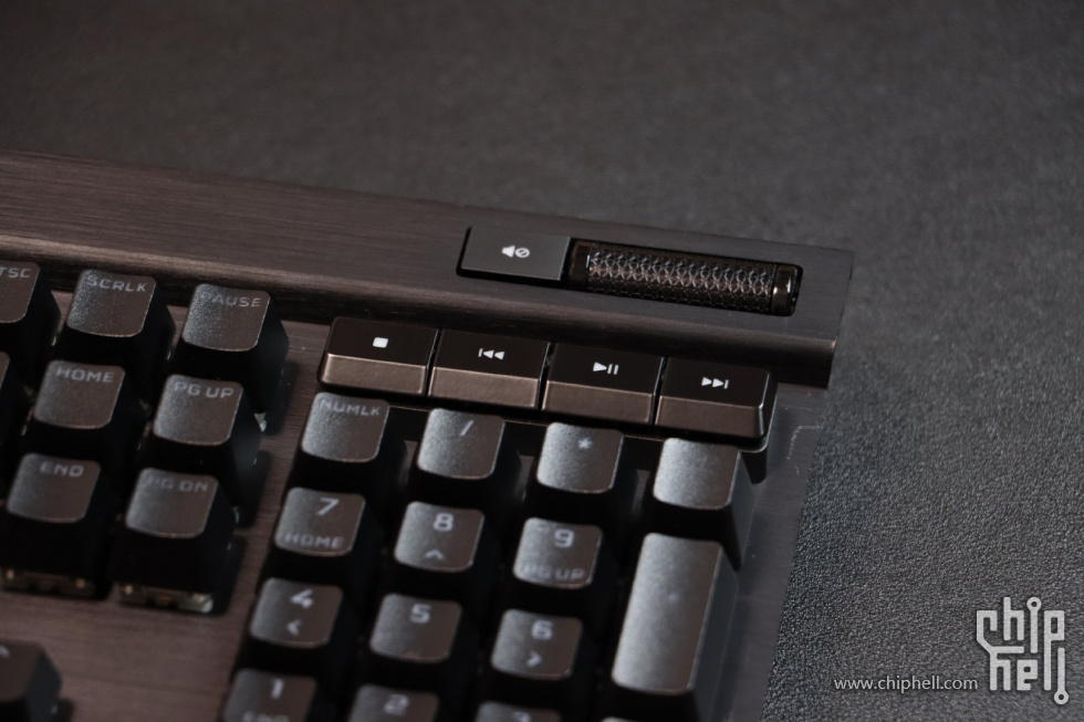 K70RGBPro (9).jpg