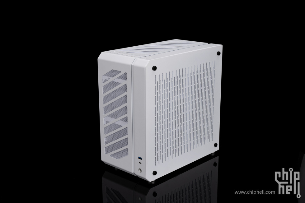 白色ATX“小钢炮”——C34极地白风冷装机分享- 原创分享(新) - Chiphell 