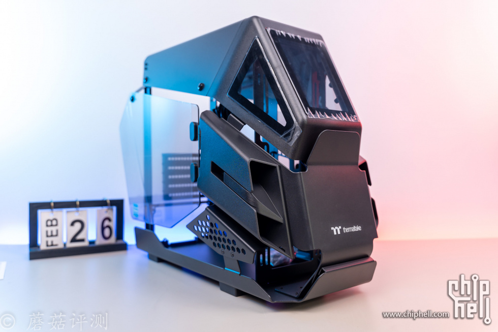 29 20220428 Tt（Thermaltake）阿帕奇Mini 黑色 小型机箱水冷电脑主机（电竞概念造型M.jpg