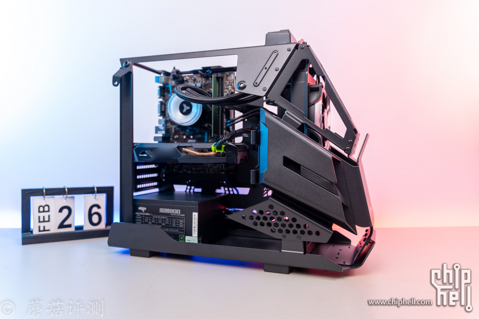 45 20220428 Tt（Thermaltake）阿帕奇Mini 黑色 小型机箱水冷电脑主机（电竞概念造型M.jpg