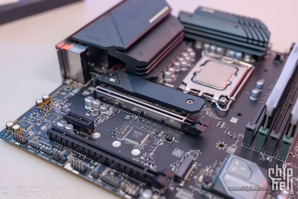 17 20220511 2022.05.12-12400 RTX3060Ti Tt全家桶装机.jpg