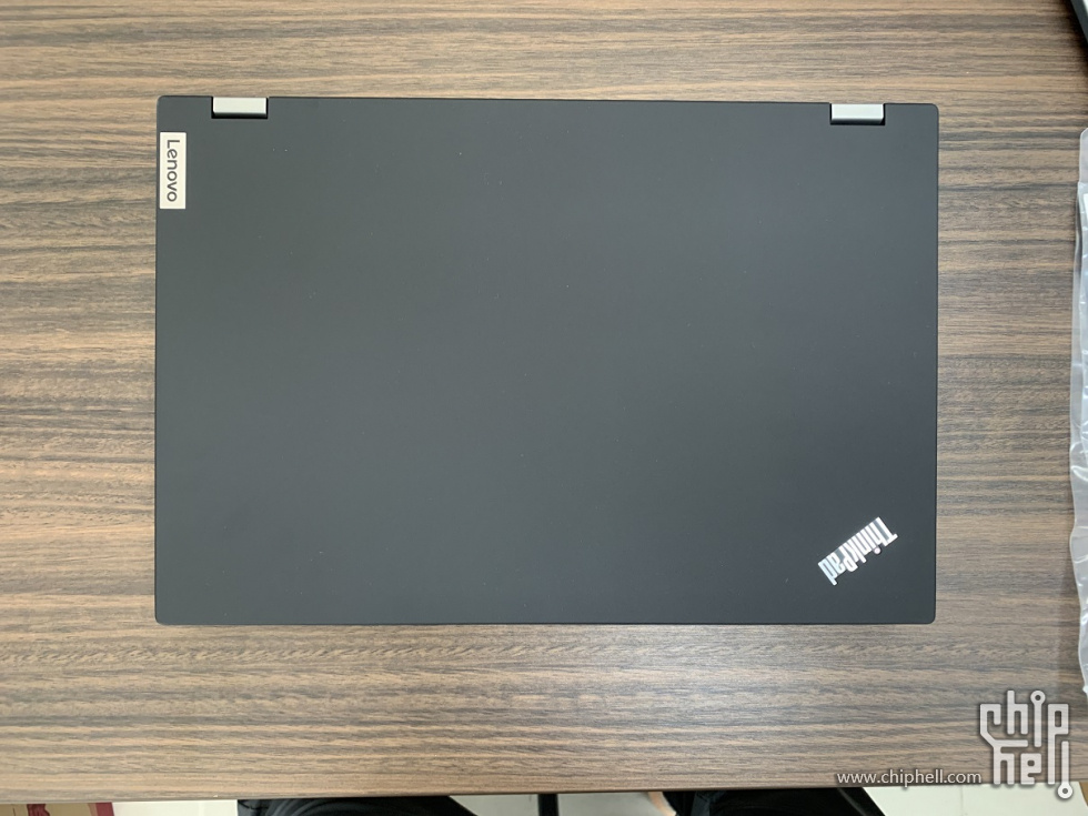 ThinkPad P15 GEN2 正面