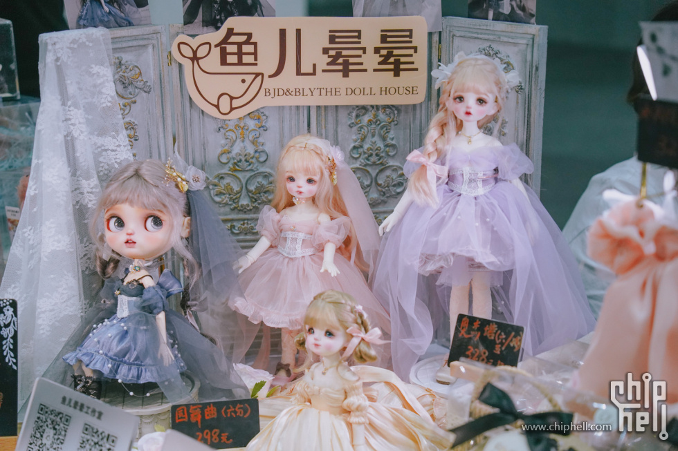 ZY700820.jpg