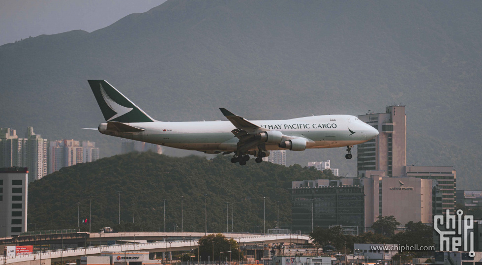 国泰 747-400F B-LIA 机龄14.5年