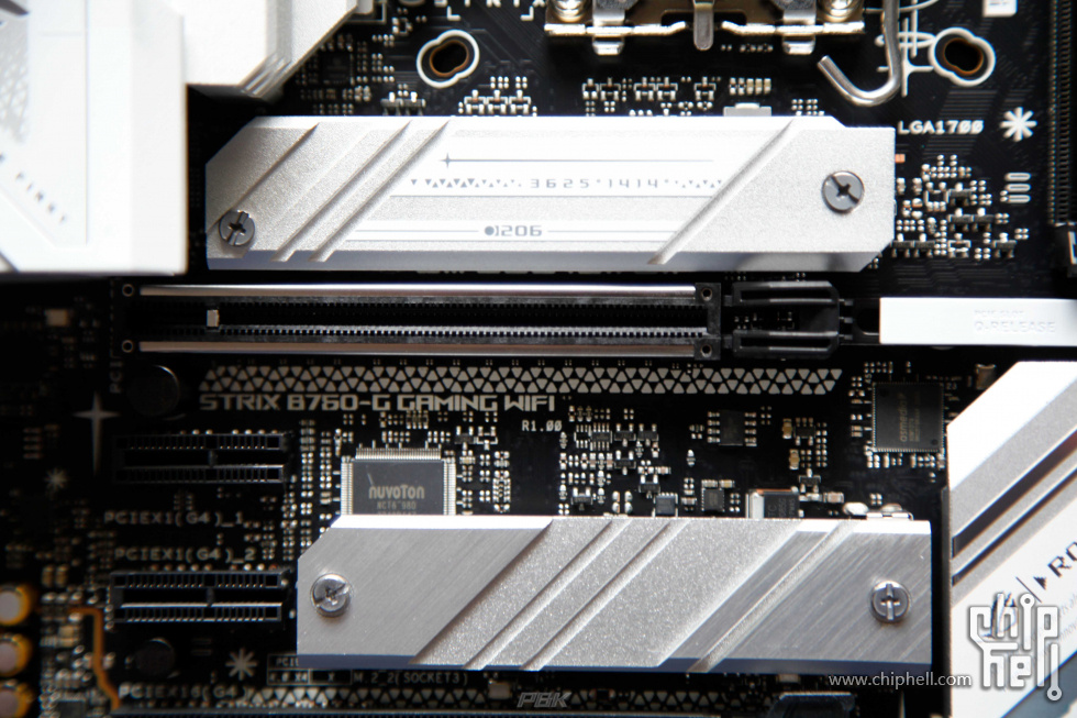 Motherboard08.jpg