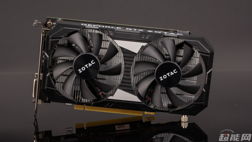 Zotac_1650_GD6-1m.jpg