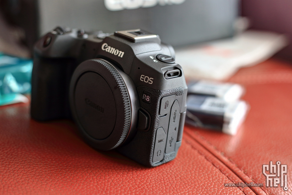 EOS R8 (11).jpg