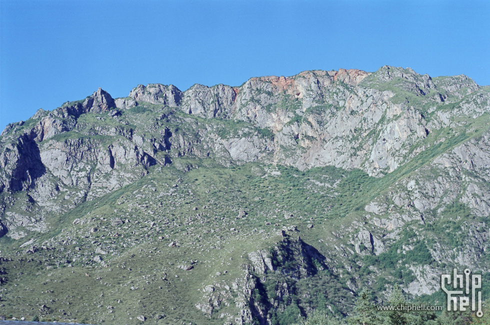 胶片 天地冶海周围群山.JPG