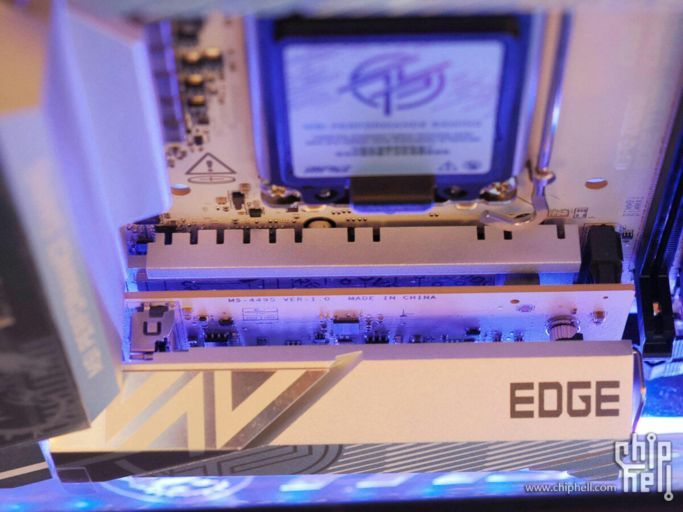 ef2e5c0a-5581-4437-bd63-ec03294f318d.jpg