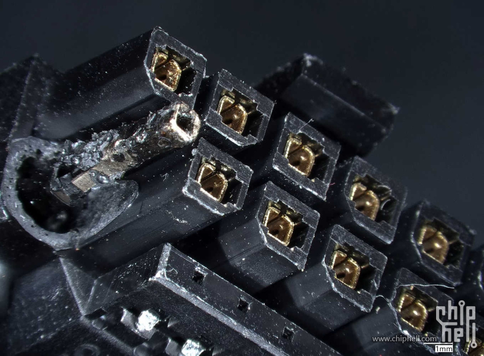12VHPWR-on-RTX-5090-3.jpg